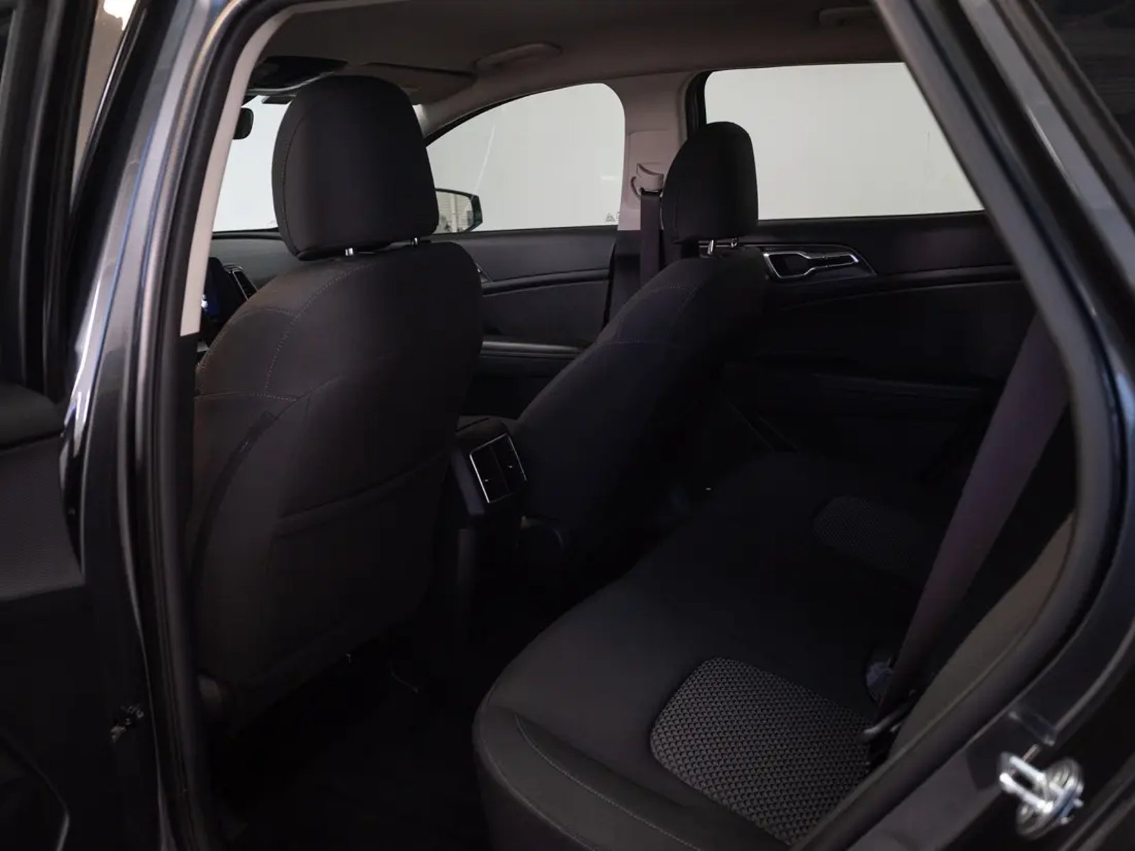 Kia SPORTAGE 2023 - Imagen 14 de 20