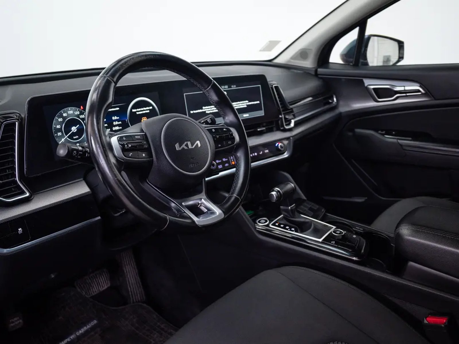 Kia SPORTAGE 2023 - Imagen 11 de 20