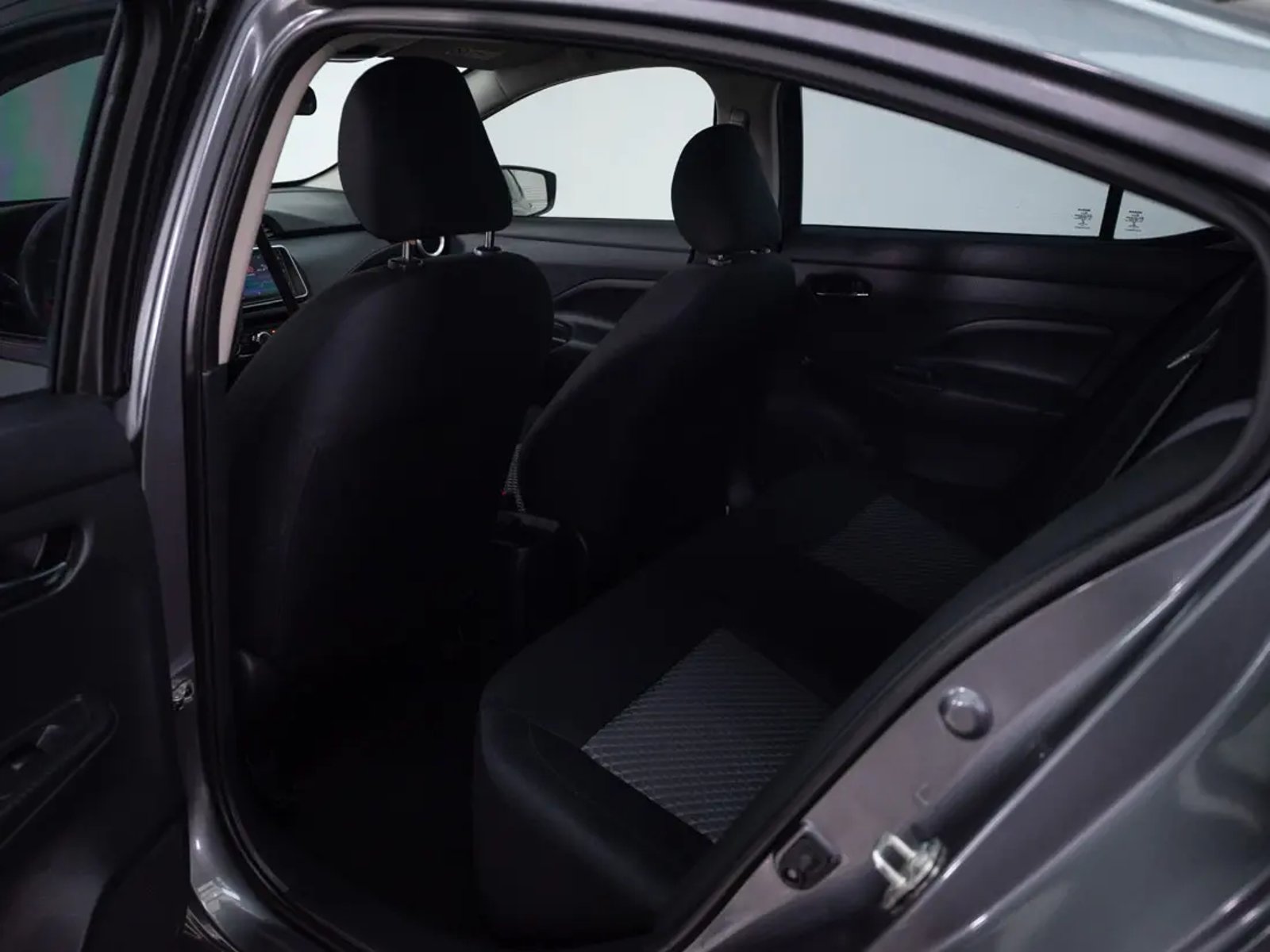 Nissan VERSA 2021 - Imagen 15 de 20