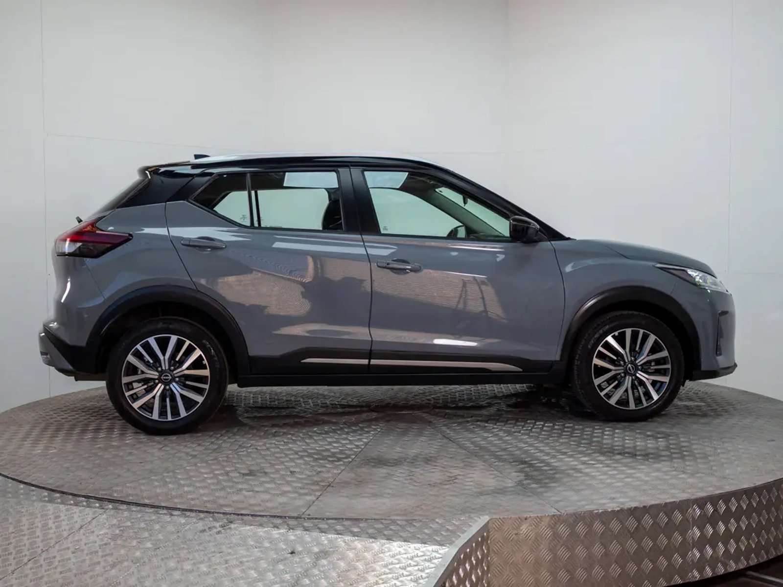 NISSAN KICKS 2024 - Imagen 8 de 18