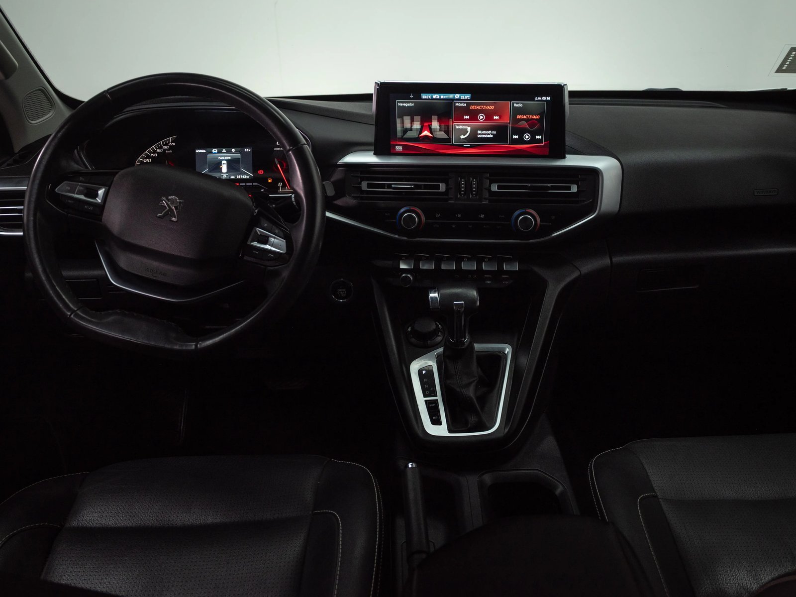 Peugeot LANDTREK 2024 - Imagen 16 de 20