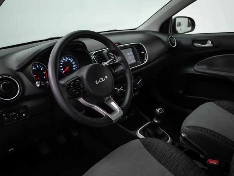 Kia SOLUTO 2026 - Imagen 12 de 20