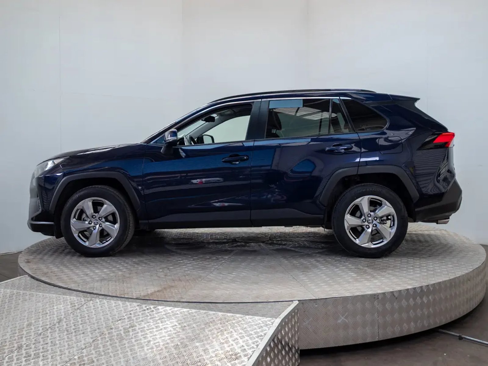 Toyota RAV 4 2022 - Foto 4 de 20