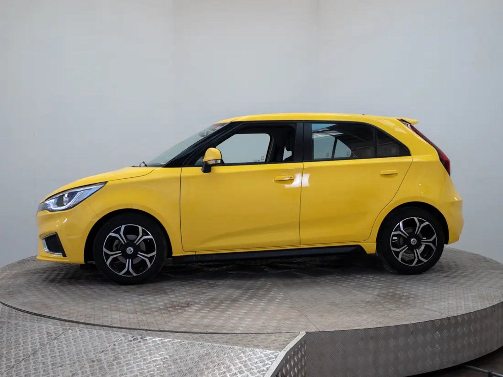 MG 3 2023 - Foto 4 de 19