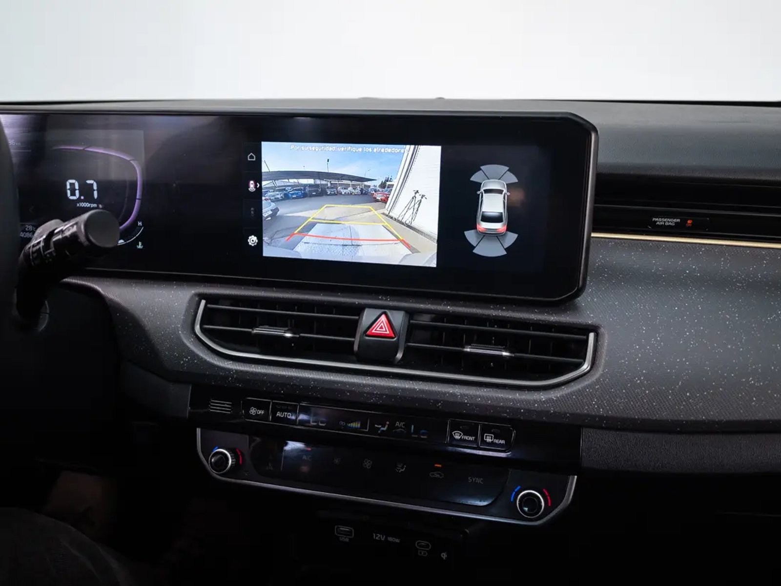 Kia K3 2024 - Imagen 19 de 20