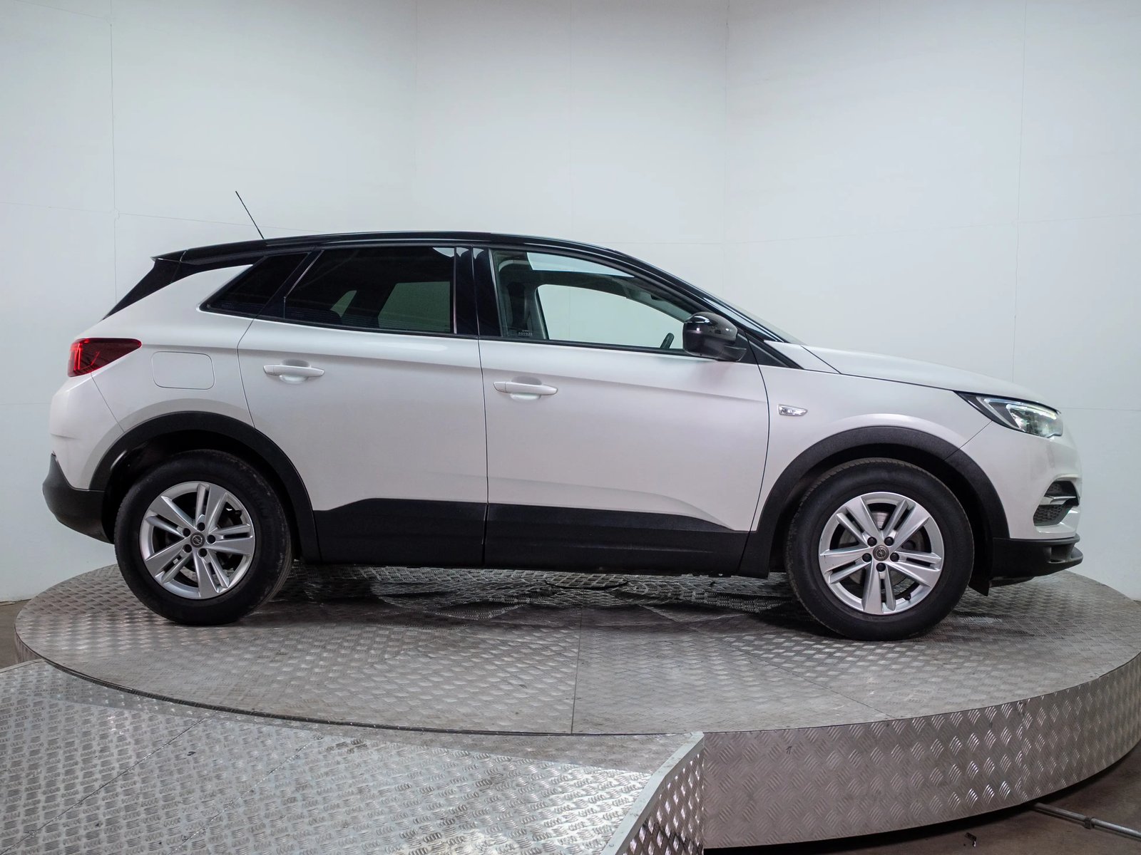 Opel GRANDLAND 2022 - Imagen 8 de 19