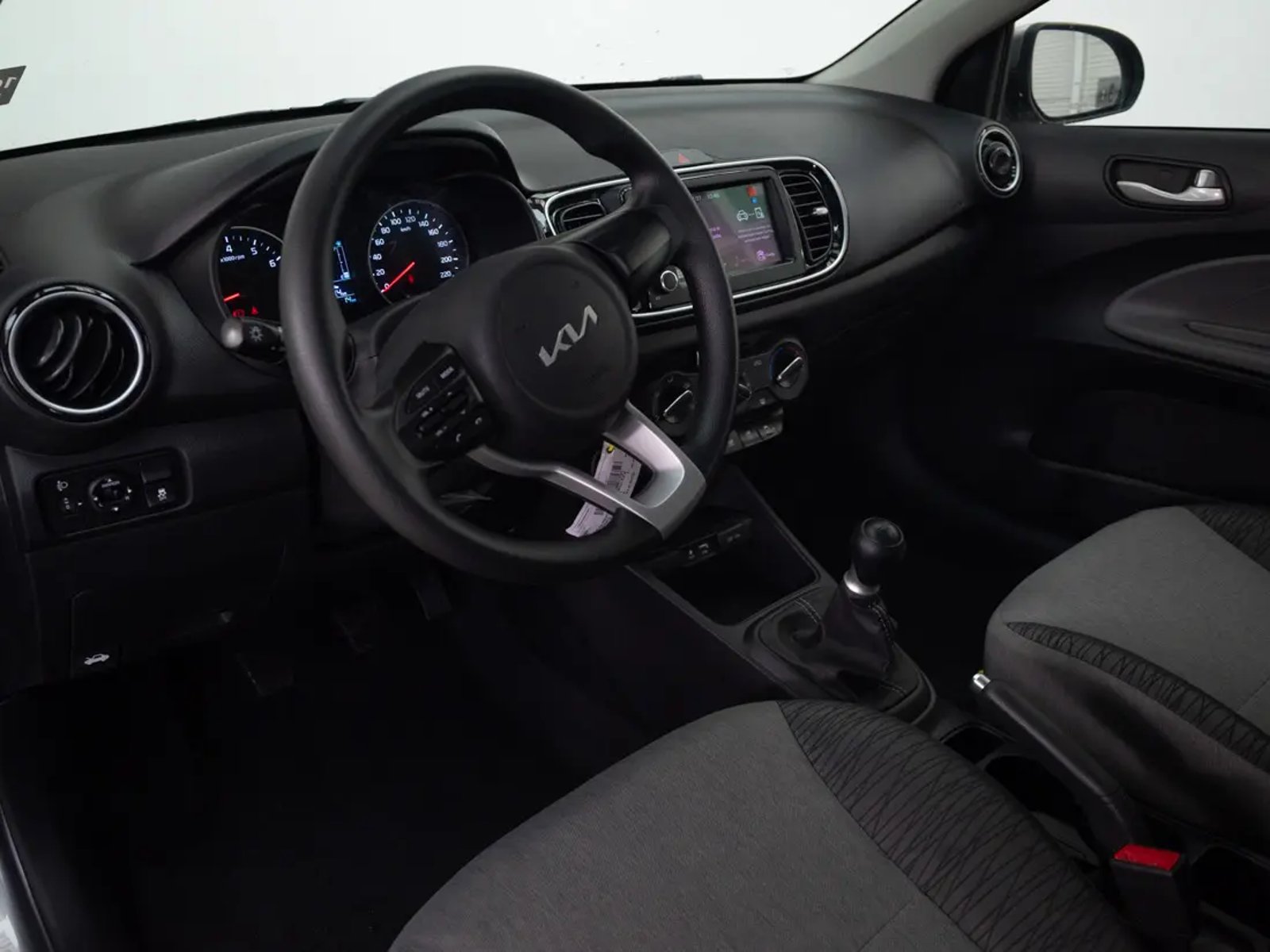 Kia SOLUTO 2026 - Imagen 11 de 19
