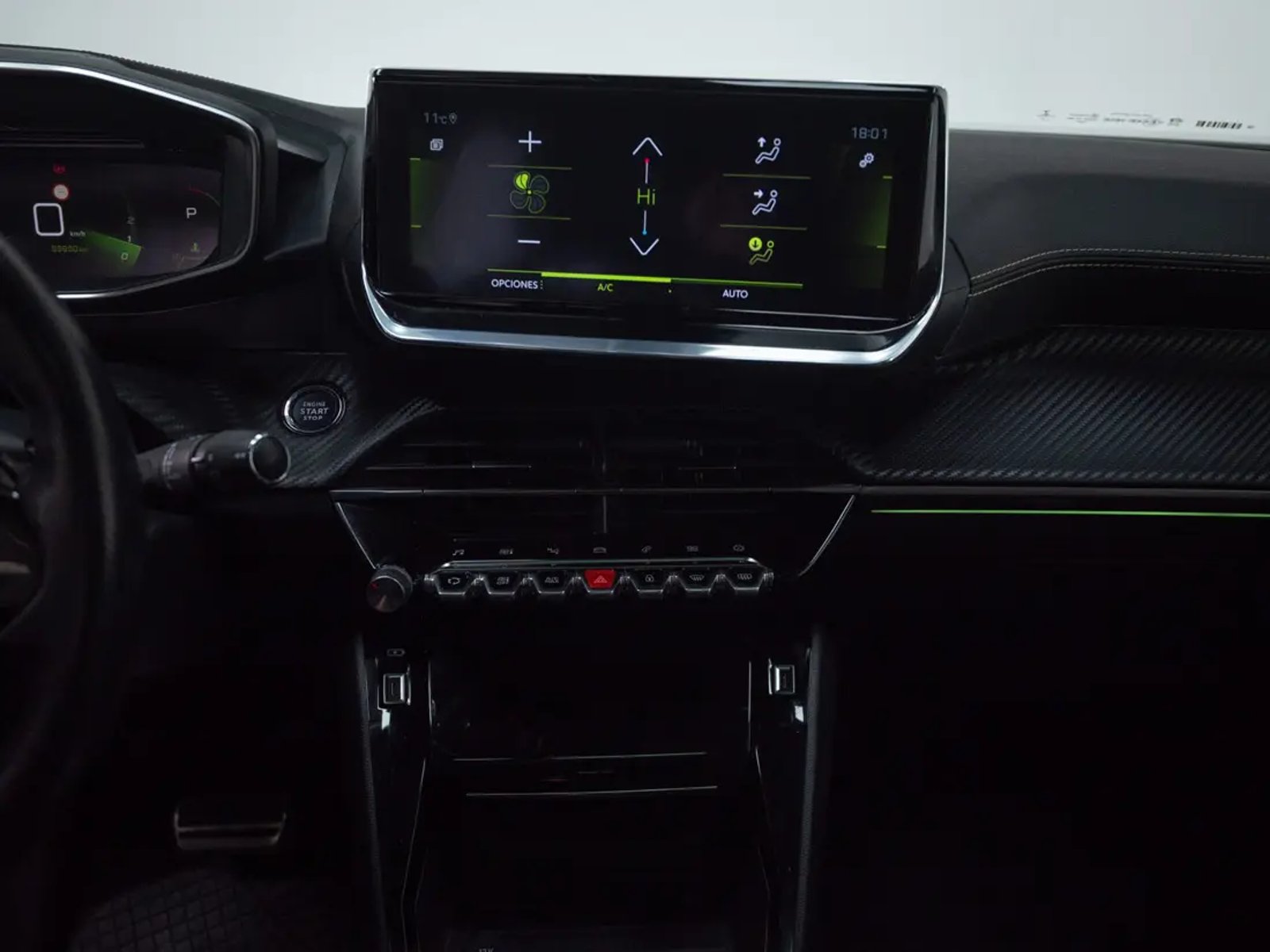 PEUGEOT 2008 2021 - Imagen 15 de 19