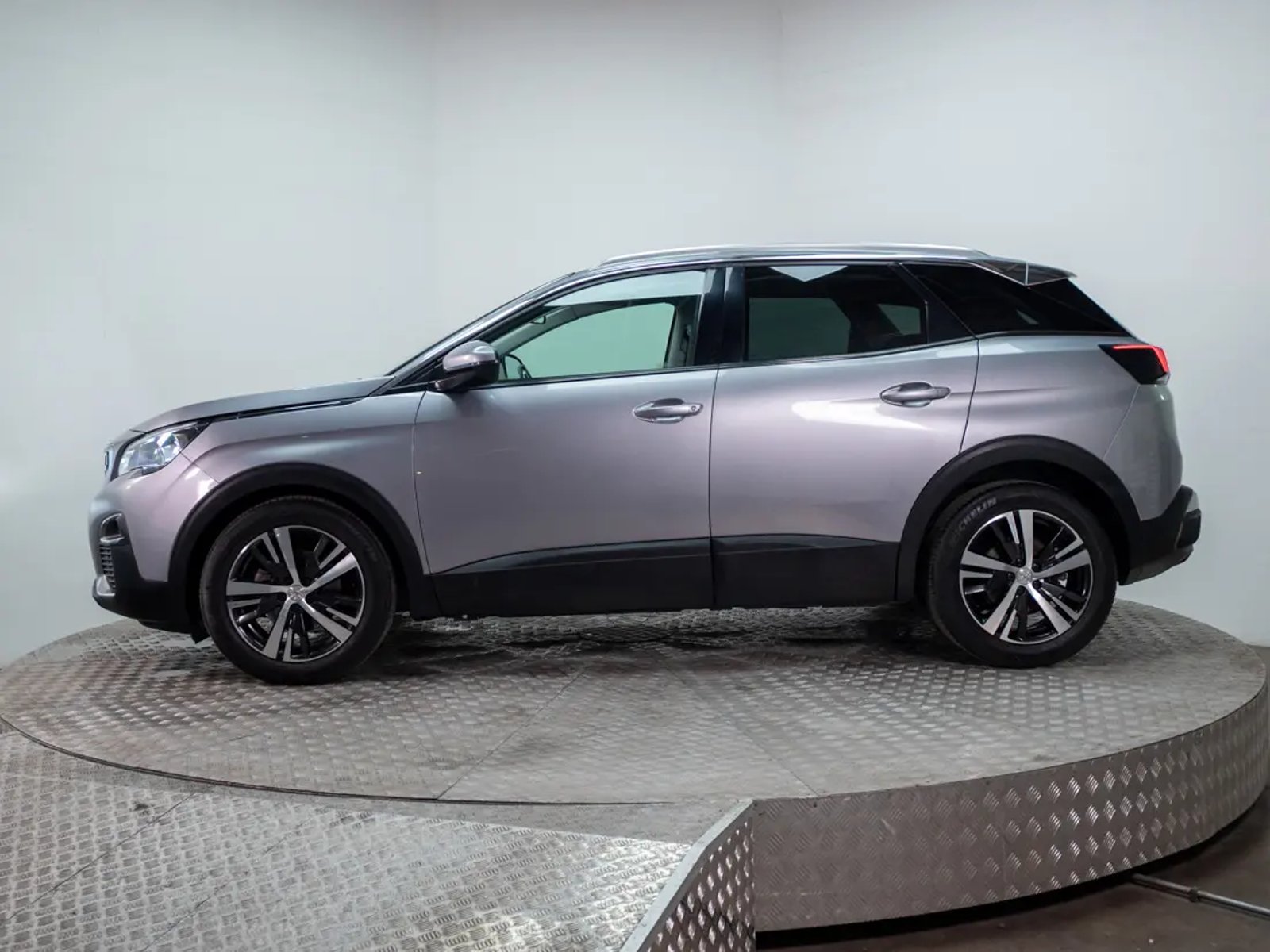 Peugeot 3008 2019 - Foto 4 de 20