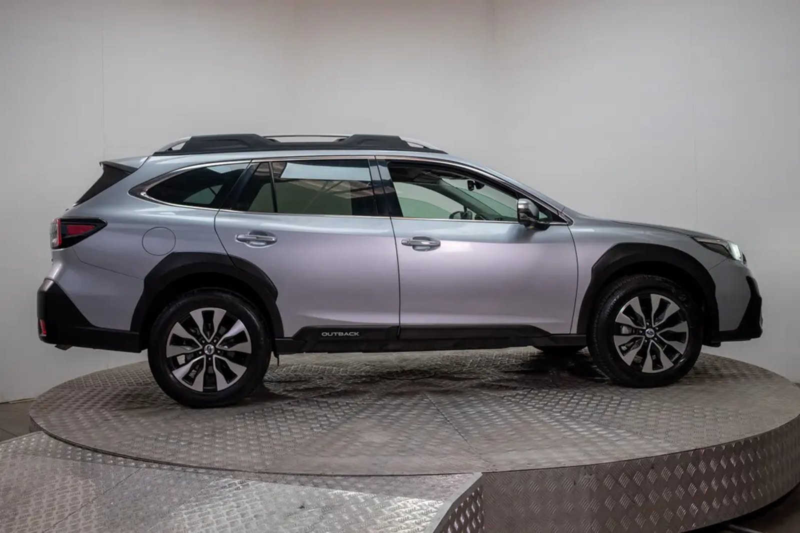 SUBARU OUTBACK 2025 - Imagen 4 de 20