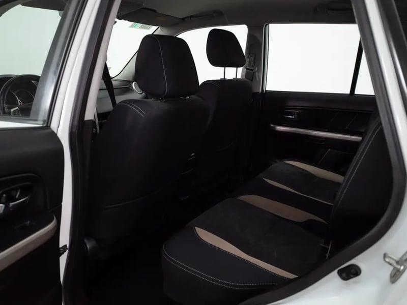 Suzuki GRAND NOMADE 2016 - Imagen 14 de 19