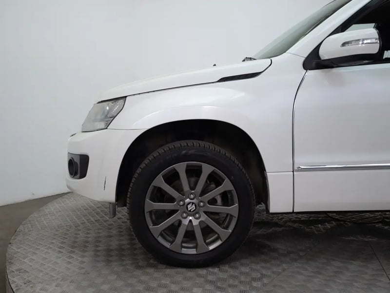 Suzuki GRAND NOMADE 2016 - Imagen 17 de 19