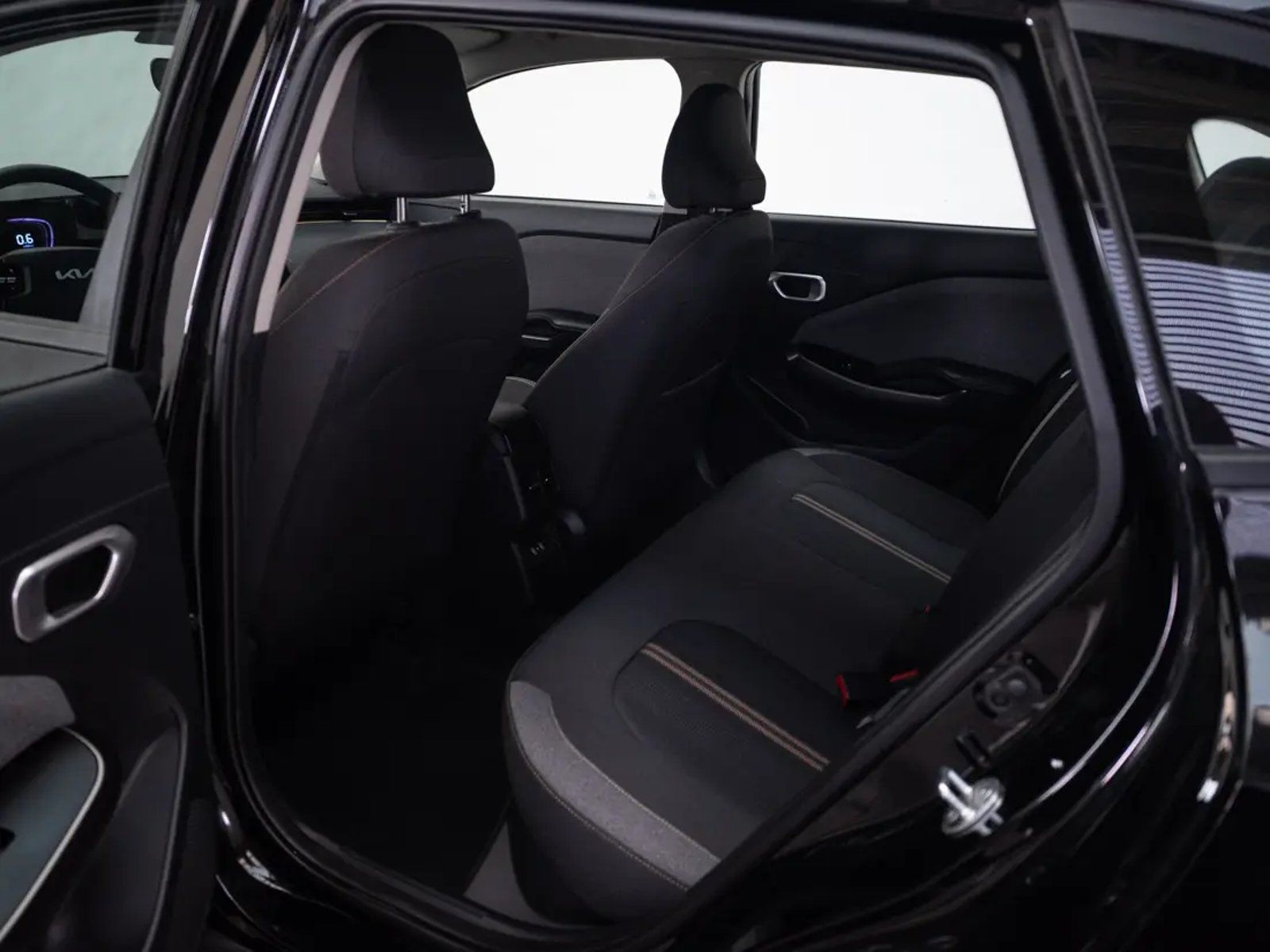 Kia K3 Cross 2025 - Imagen 14 de 20