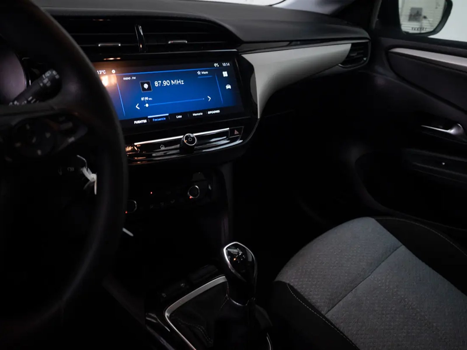 Opel CORSA 2024 - Imagen 14 de 17