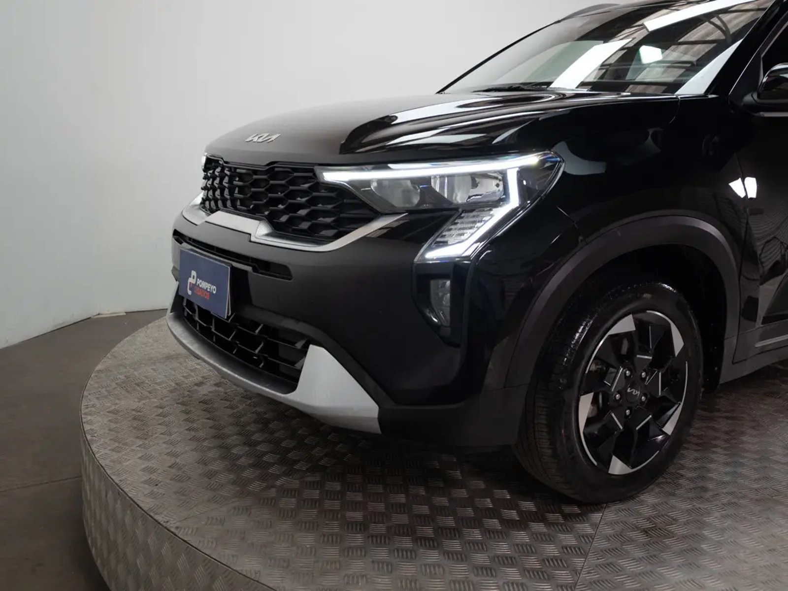 Kia SONET 2024 - Imagen 17 de 19