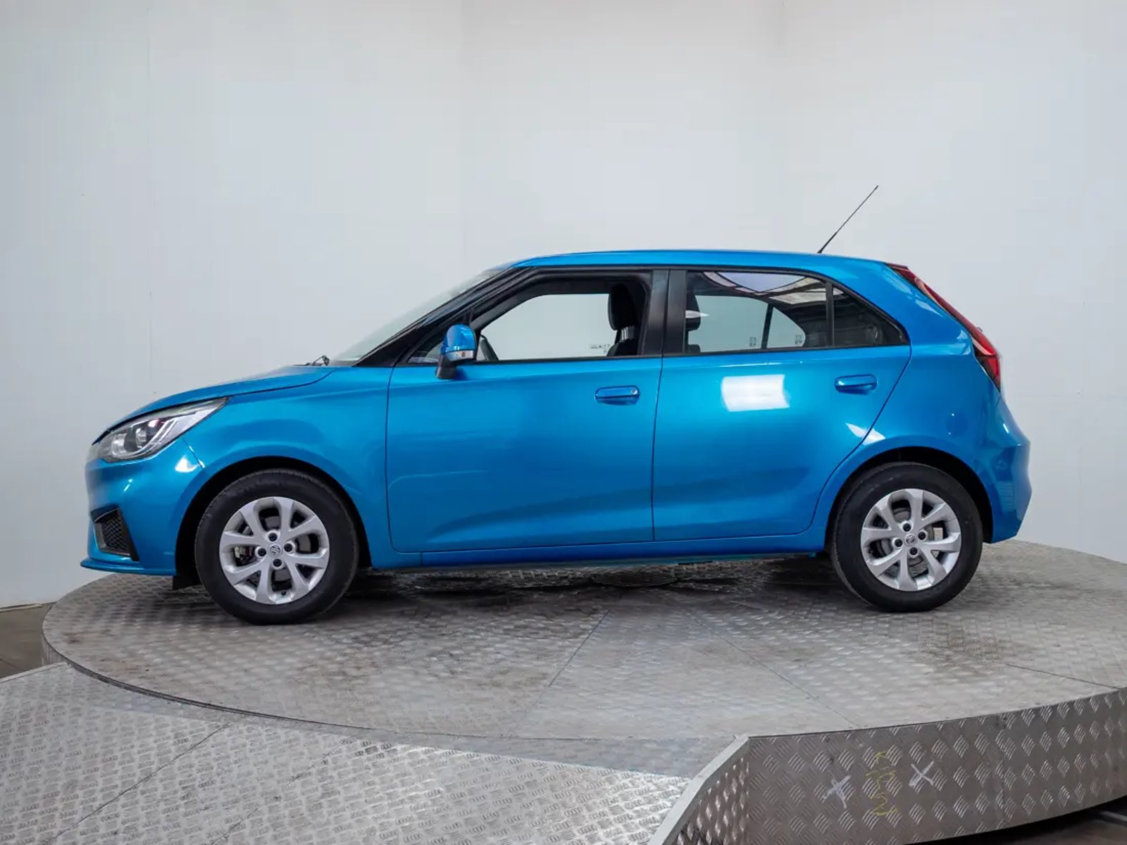MG 3 2023 - Foto 4 de 18