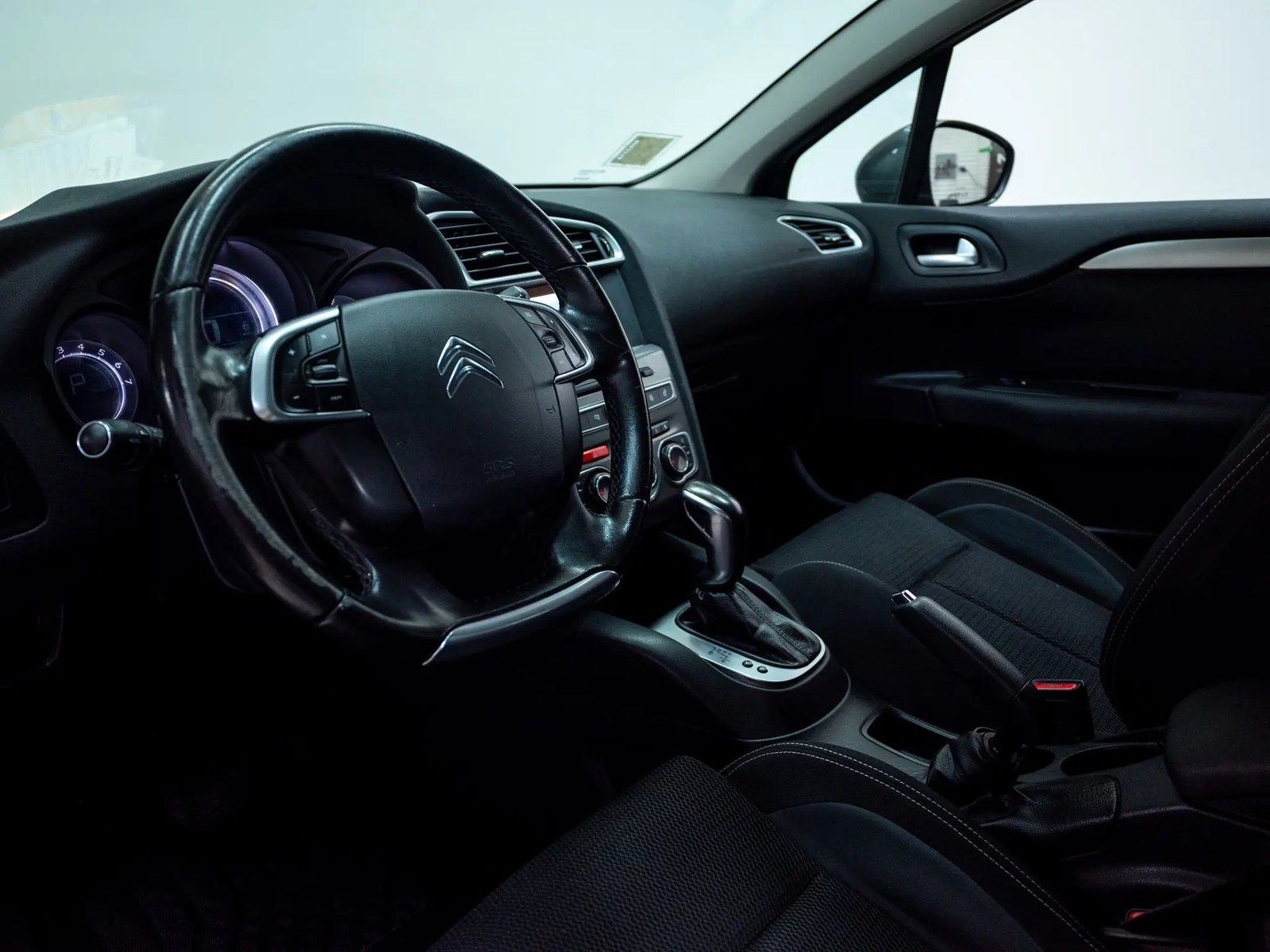 CITROËN C4 2017 - Imagen 11 de 18