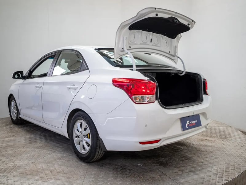 Hyundai VERNA 2022 - Imagen 11 de 20