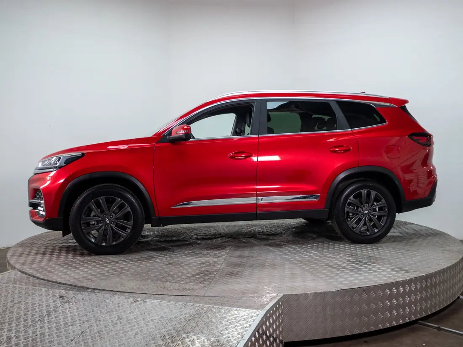 Chery TIGGO 8 2023 - Imagen 4 de 20