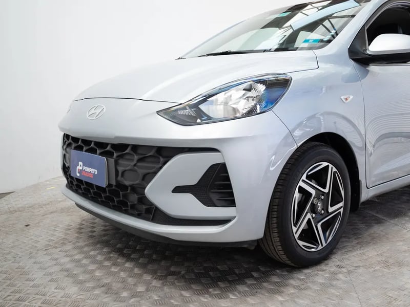 Hyundai GRAND I-10 2025 - Imagen 18 de 20