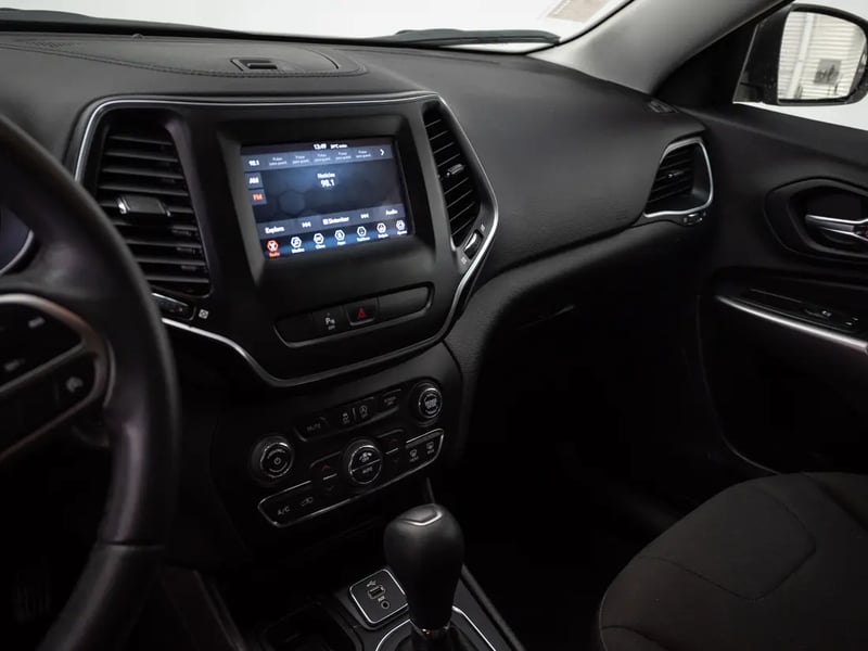 Jeep CHEROKEE 2019 - Imagen 12 de 20