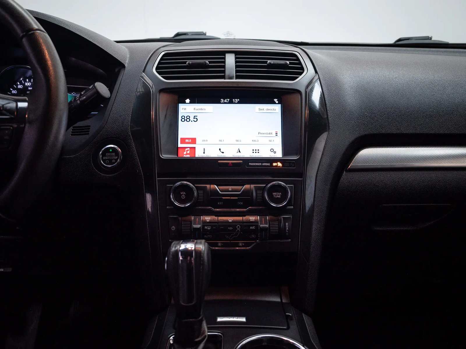FORD EXPLORER 2019 - Imagen 16 de 18