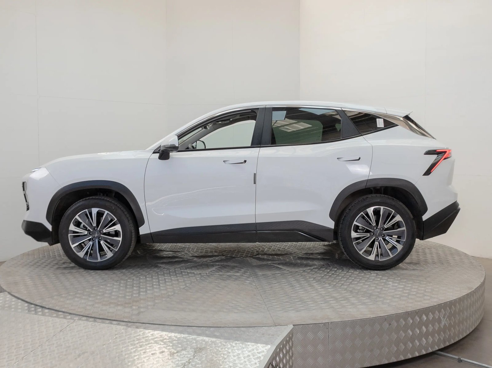 JETOUR DASHING 2024 - Imagen 3 de 19