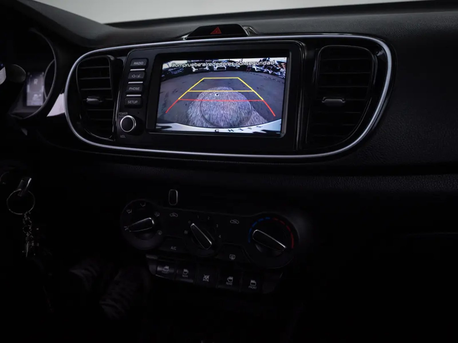 KIA SOLUTO 2025 - Imagen 15 de 19