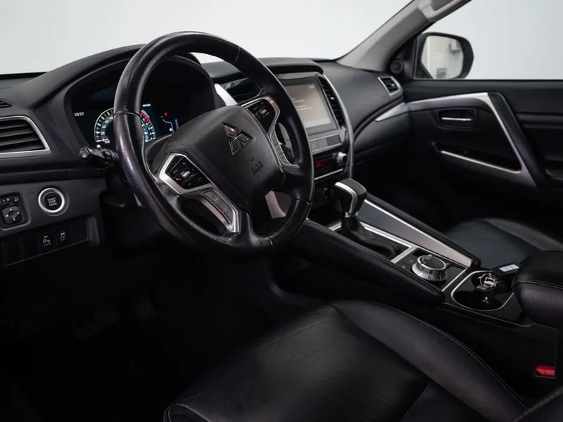 Mitsubishi MONTERO SPORT 2022 - Imagen 11 de 20