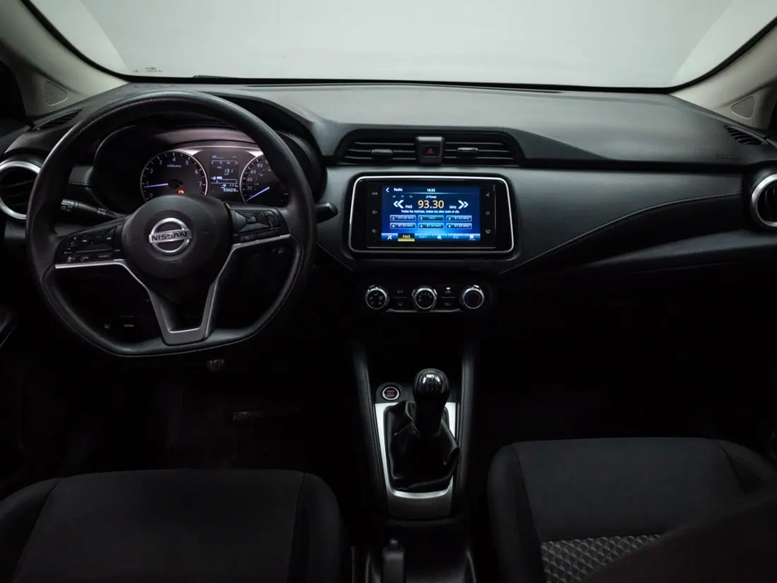 Nissan VERSA 2023 - Imagen 15 de 19