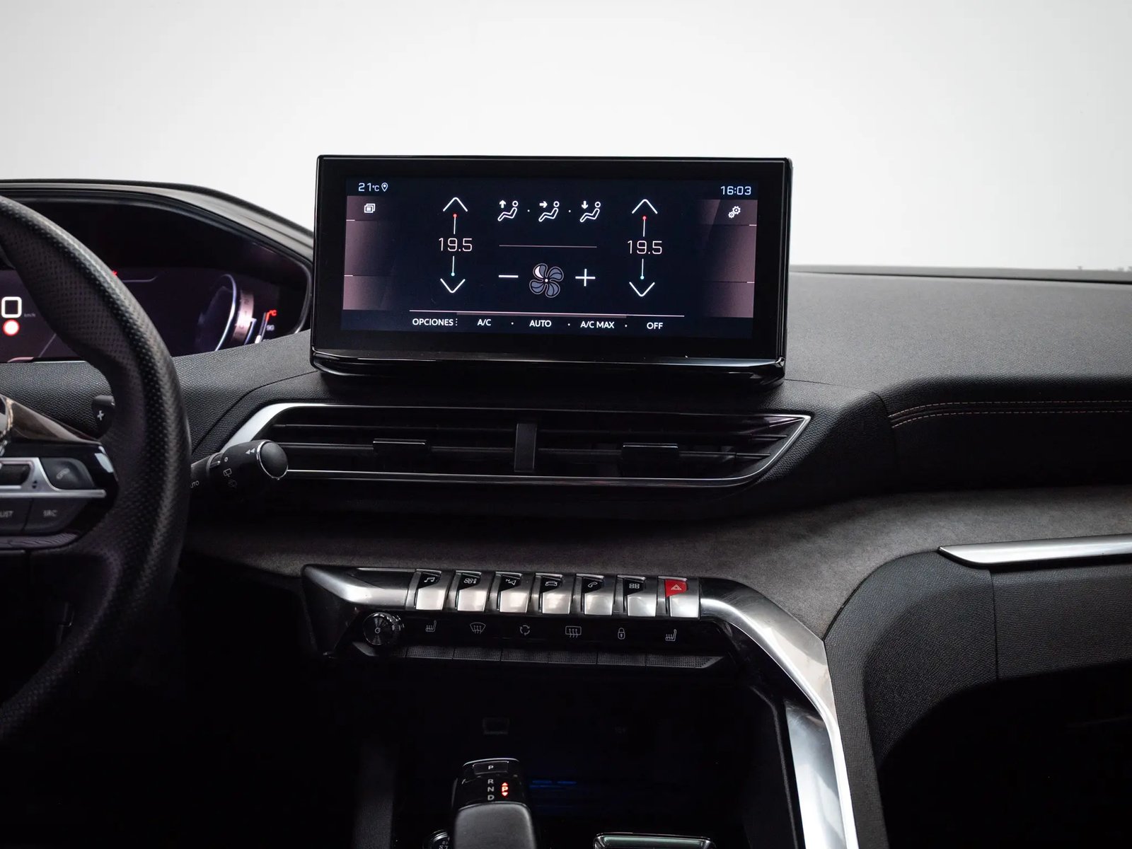 PEUGEOT 3008 2021 - Imagen 14 de 17