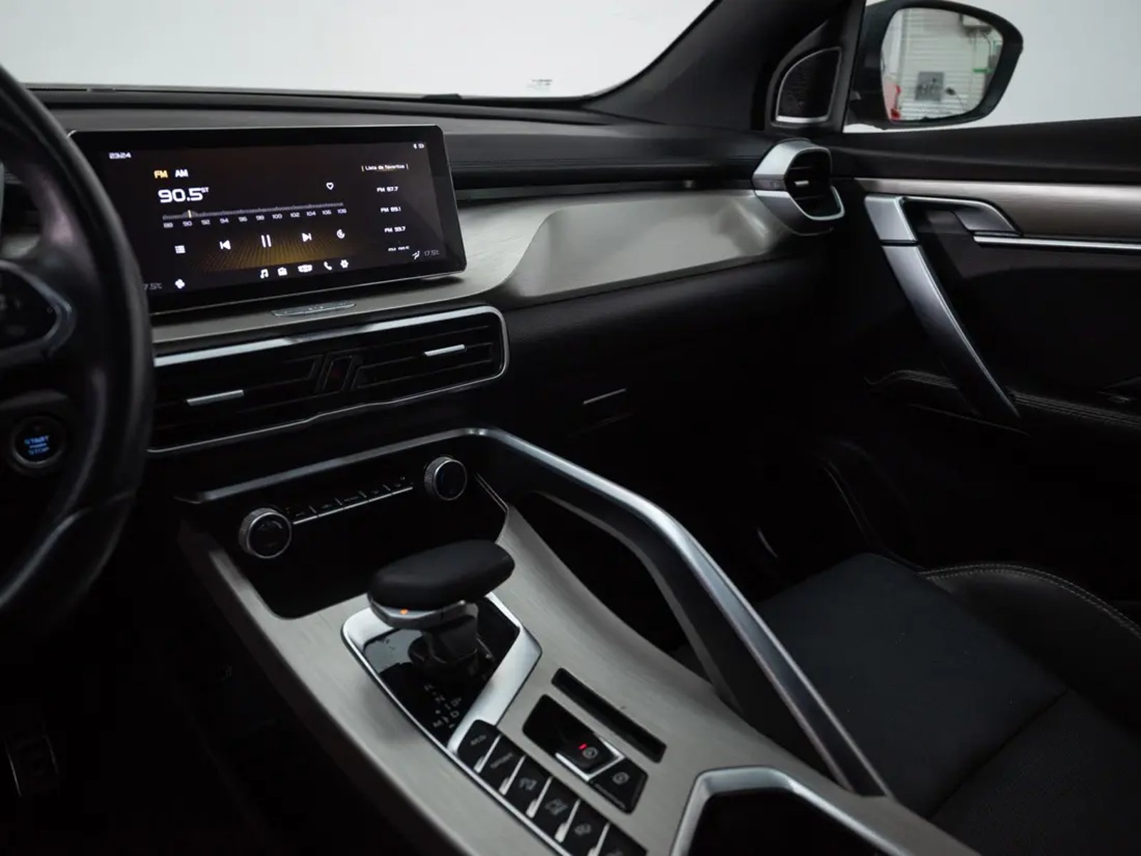 Geely COOLRAY 2023 - Imagen 18 de 19