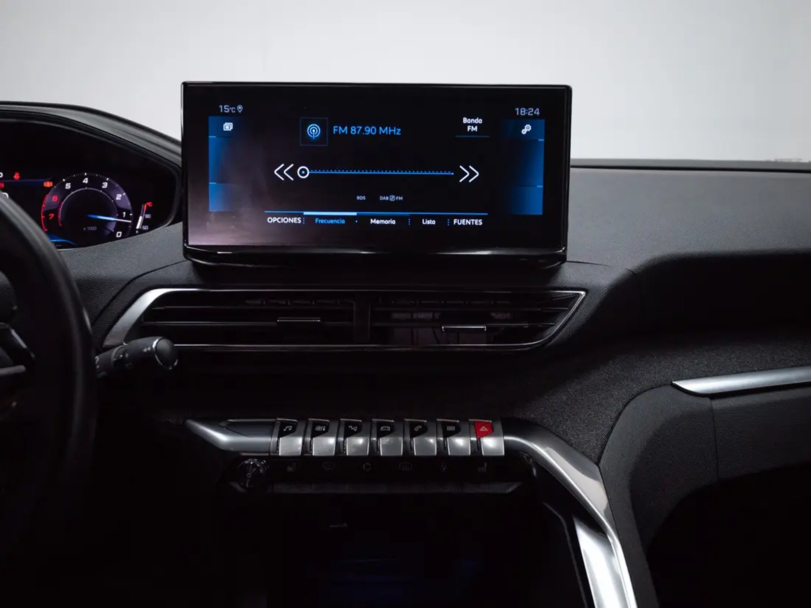 Peugeot 5008 2023 - Imagen 16 de 19