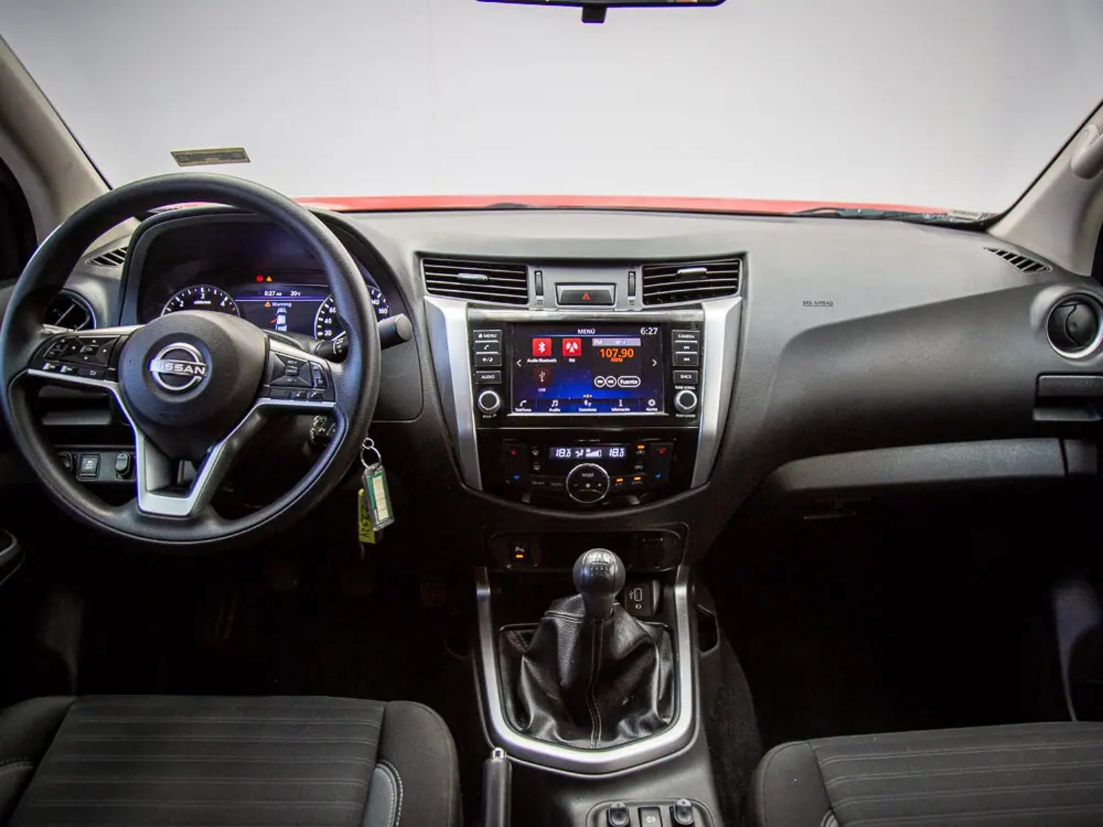 NISSAN NAVARA 2024 - Imagen 13 de 19
