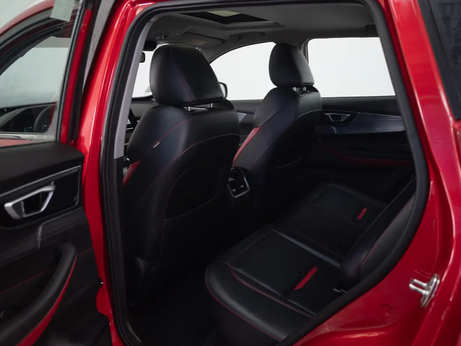 Chery TIGGO 3 2023 - Imagen 13 de 19