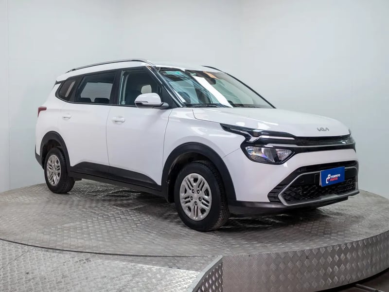 Kia CARENS 2023