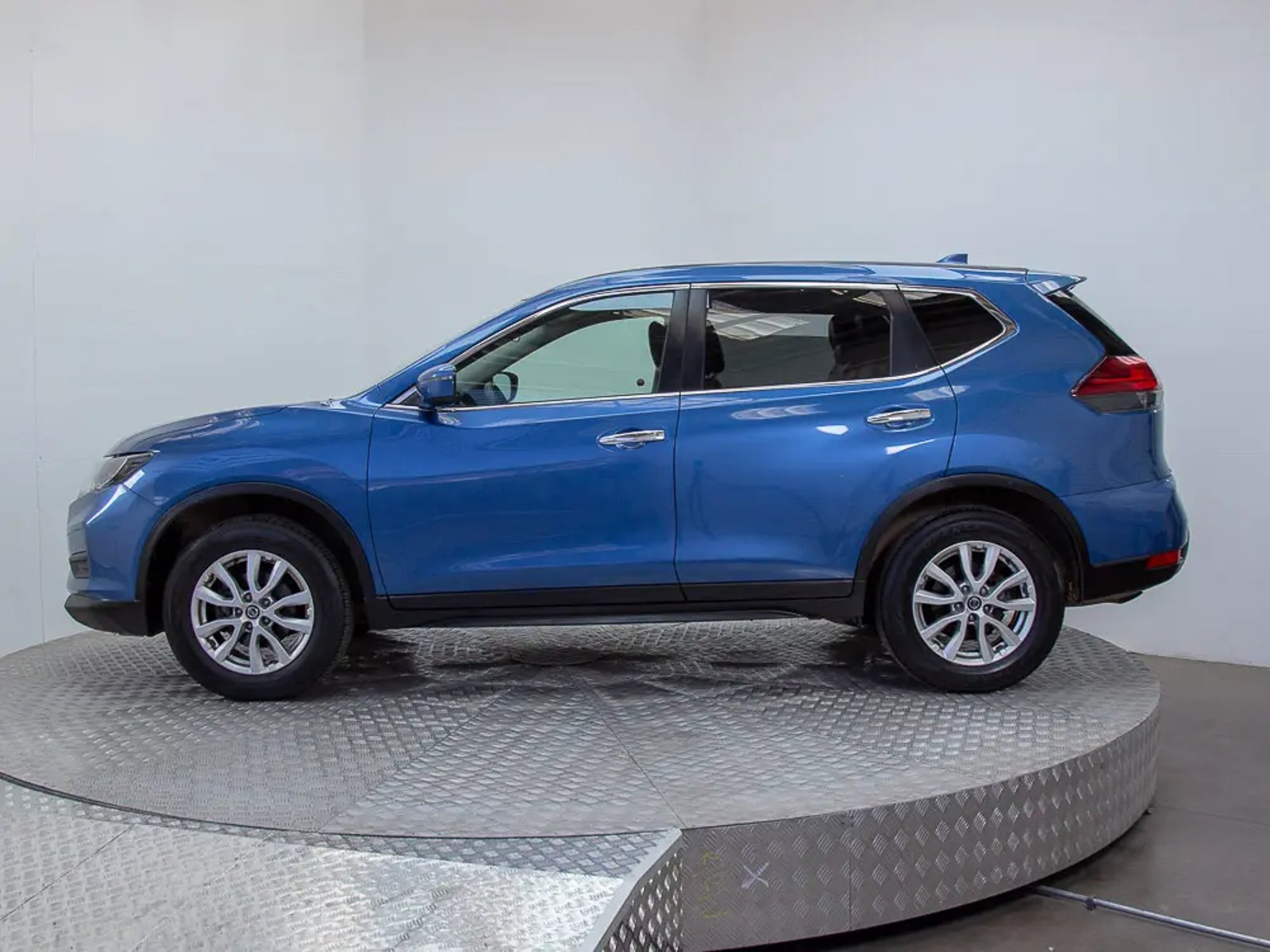 NISSAN X-TRAIL 2023 - Imagen 5 de 14