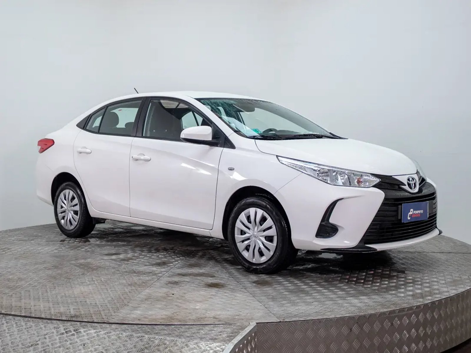 Toyota YARIS 2022 - Imagen 9 de 20