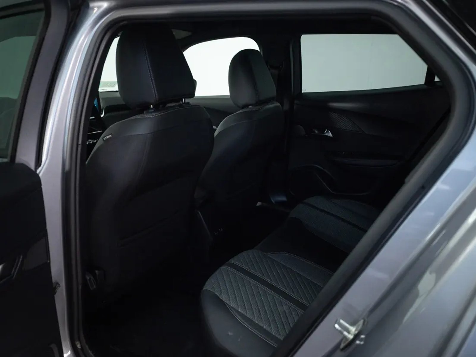 PEUGEOT 2008 2025 - Imagen 17 de 20