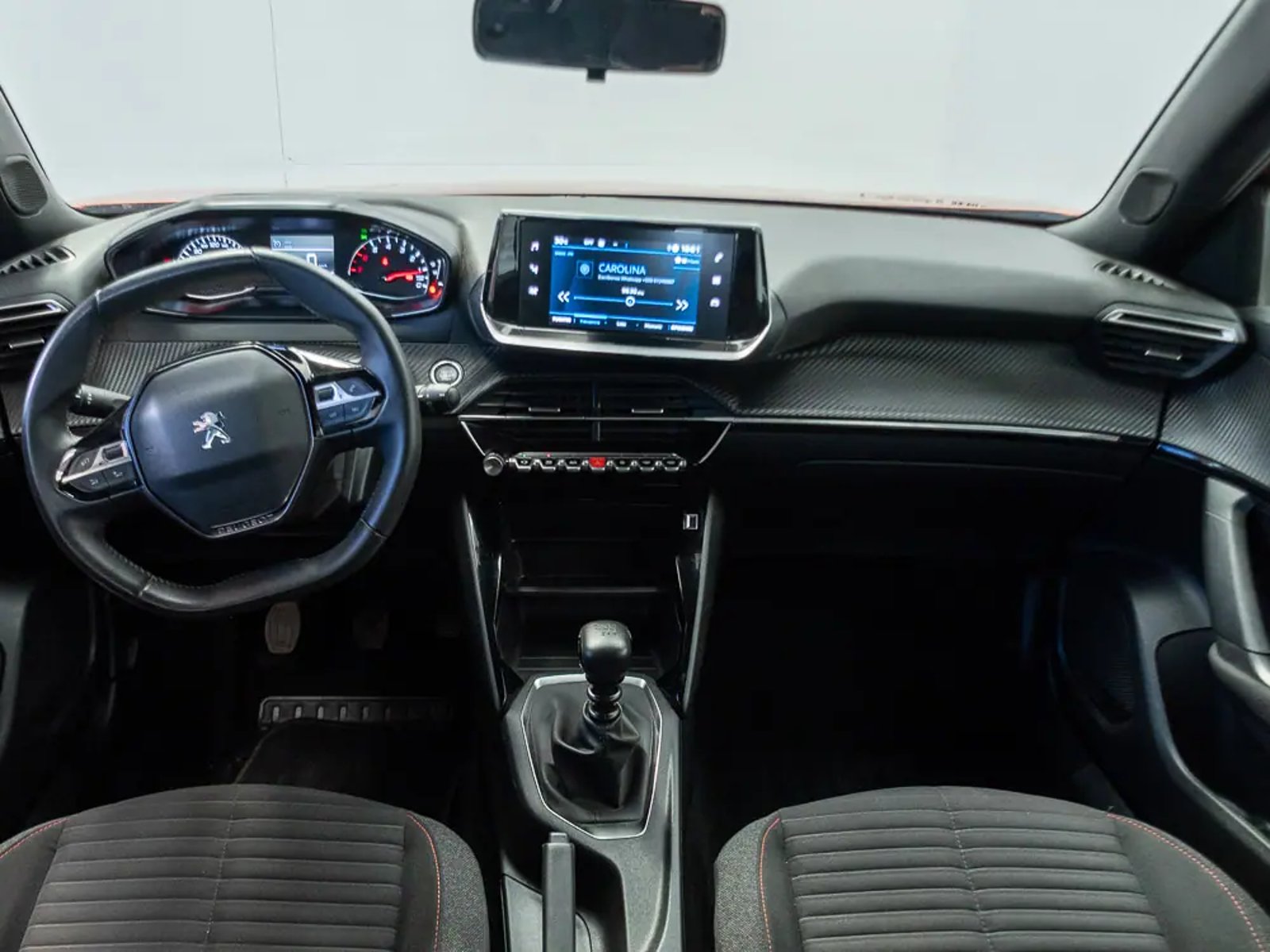 PEUGEOT 2008 2024 - Imagen 14 de 17