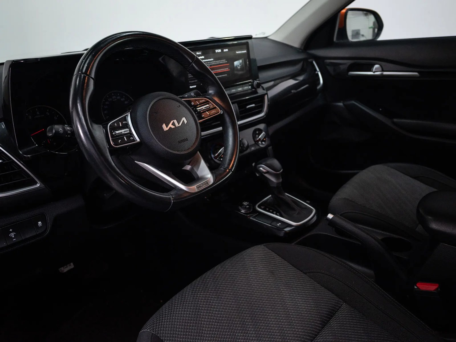 KIA SELTOS 2022 - Imagen 10 de 18