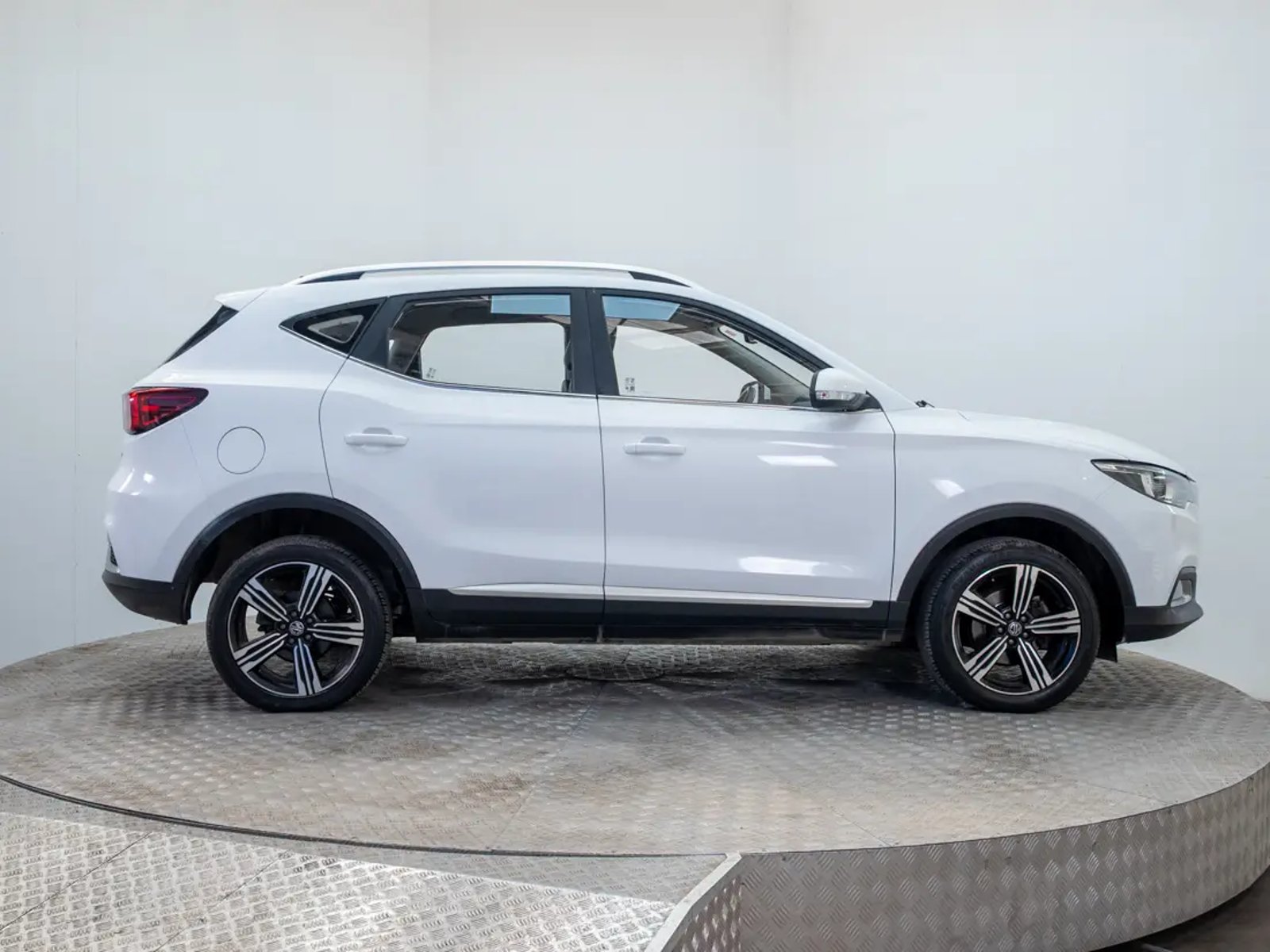 MG ZS 2023 - Imagen 8 de 18
