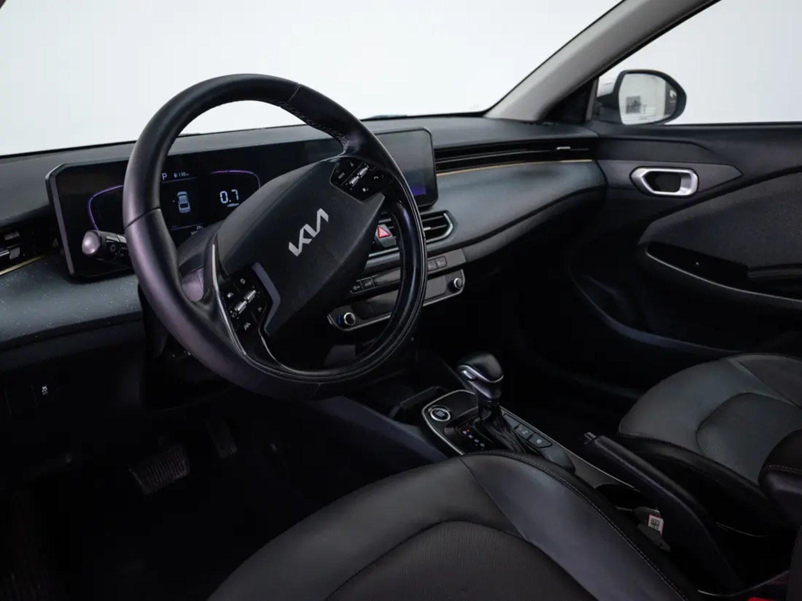 Kia K3 2024 - Imagen 11 de 20