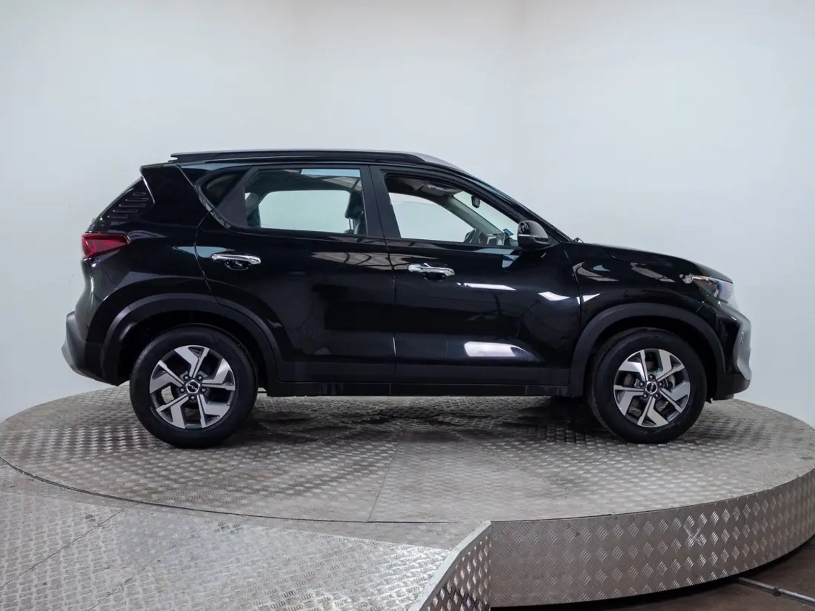 Kia SONET 2023 - Imagen 9 de 17