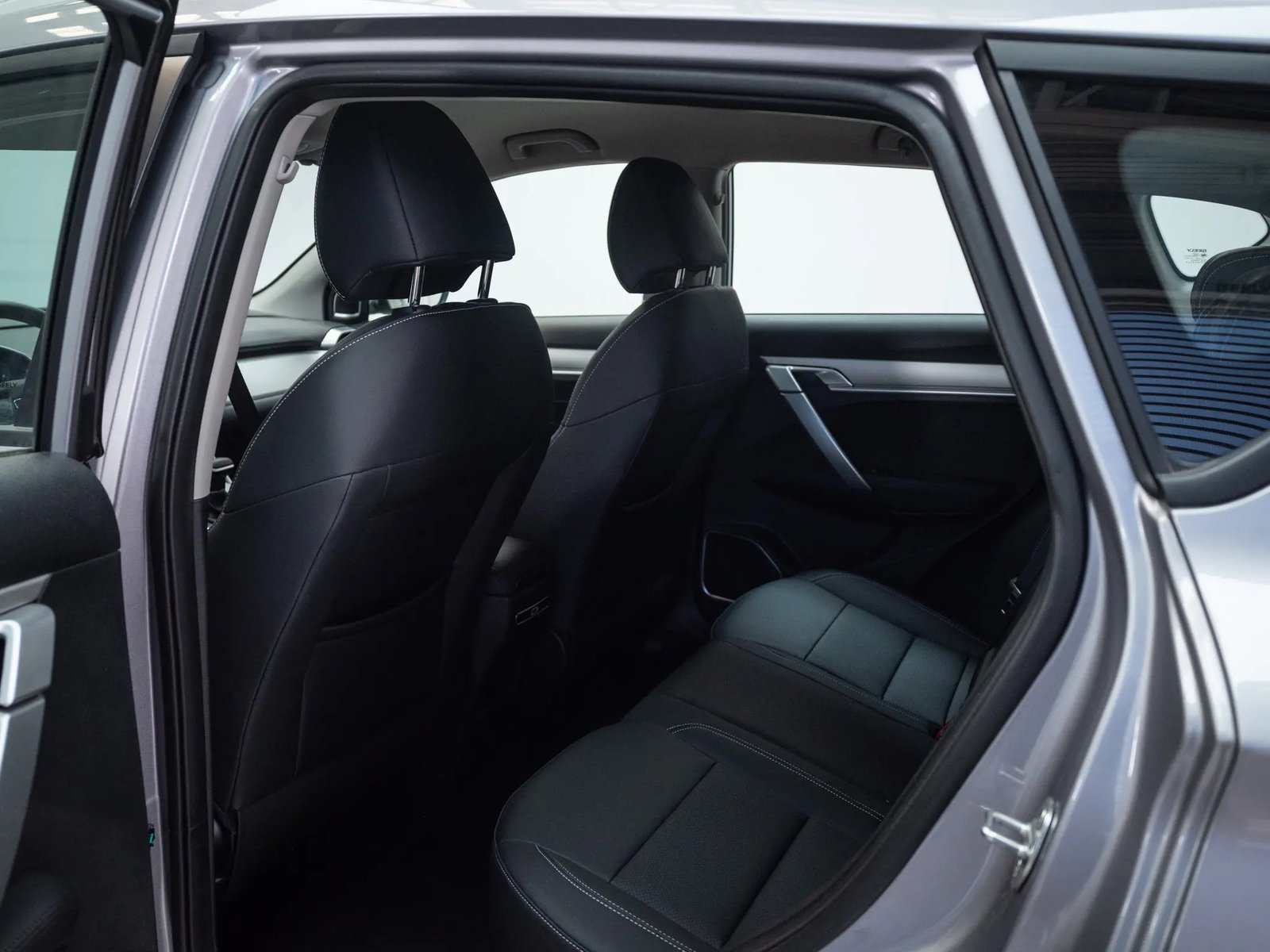 GEELY COOLRAY 2026 - Imagen 18 de 19