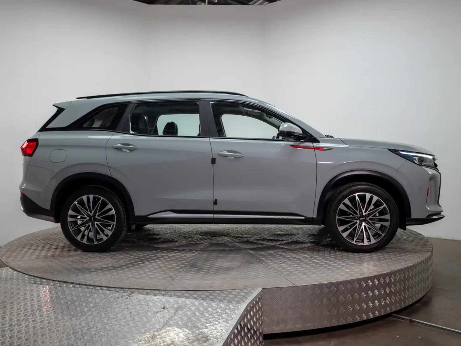 DFSK SUV 600 2026 - Imagen 6 de 16