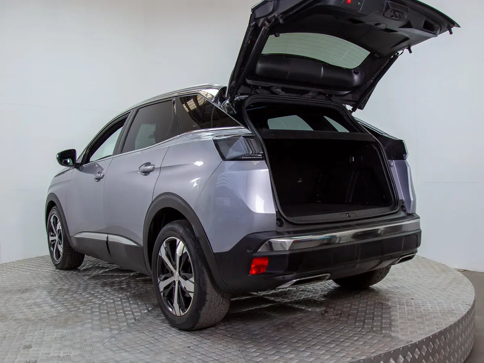 PEUGEOT 3008 2022 - Imagen 8 de 20