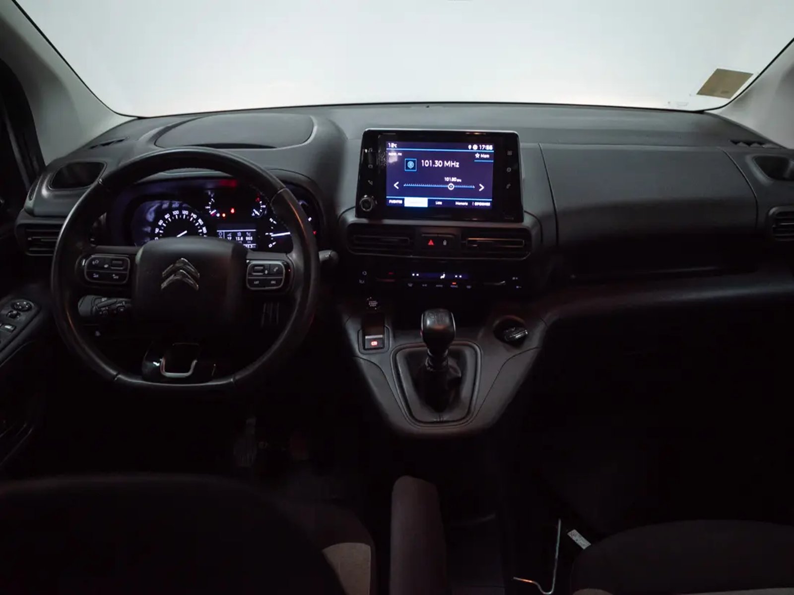CITROËN BERLINGO MULTISPACE 2023 - Imagen 18 de 19