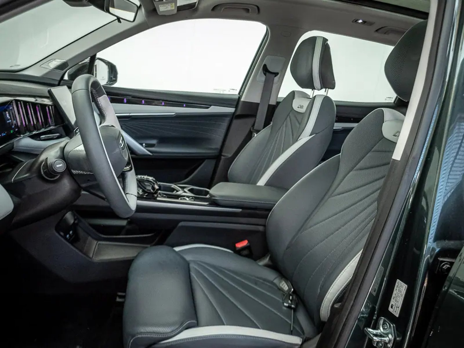 GEELY STARRAY 2025 - Imagen 14 de 17