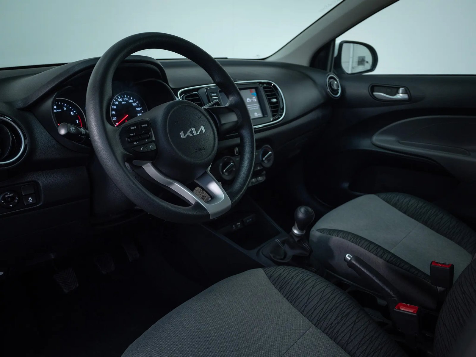 Kia SOLUTO 2026 - Imagen 14 de 19